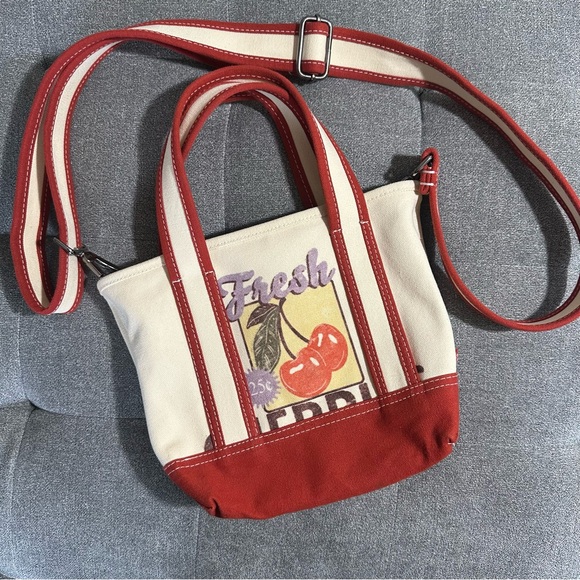 Urban Outfitters Handbags - Urban outfitters GRAPHIC MINI CANVAS TOTE BAG